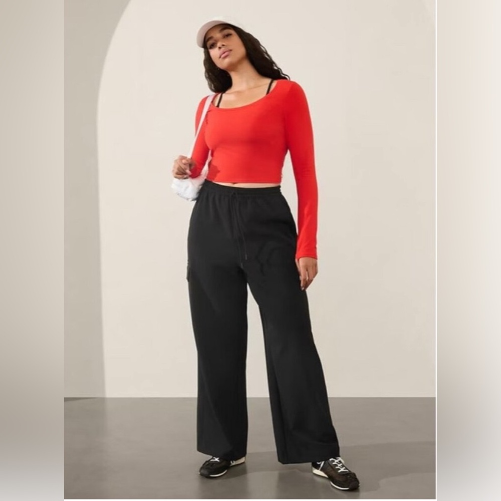 Athleta Promenade High Rise Cargo Pant Black